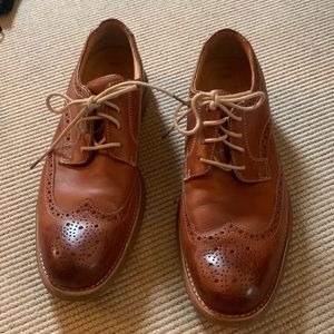 Sporty Gold Cup Bellingham Wingtip Oxford shoe